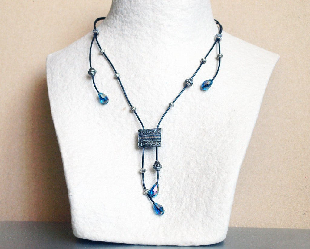 Collar Cuero Azul