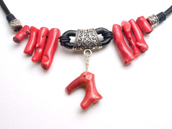 Collar Plateado Coral
