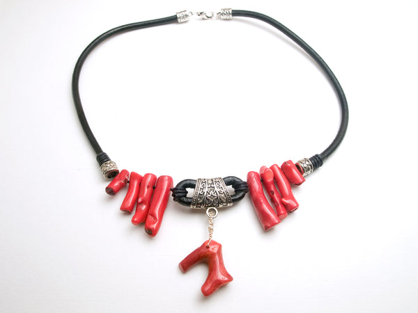 Collar Plateado Coral